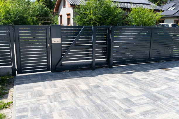 Best Interlocking Driveway Pavers  in Apollo Beach, FL